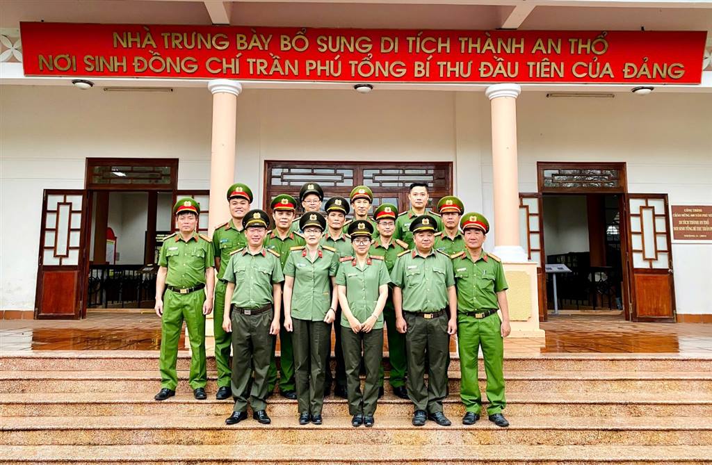 anh tin bai